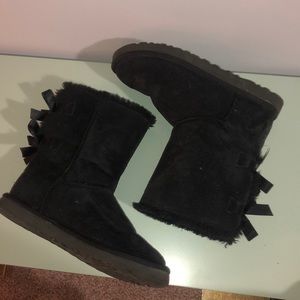 ugg bailey bow boots